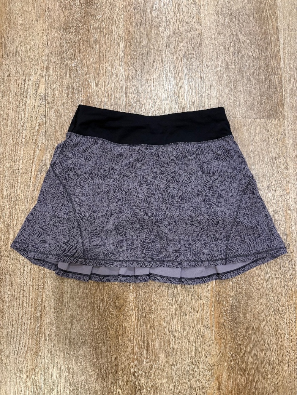 Lululemon Pace Rival Athletic Skirt Skort Black Grey Dot Size 2